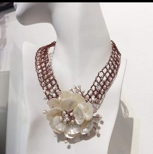 Meet your Posher, Gilded